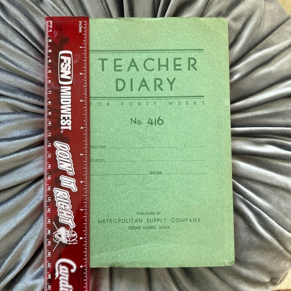 📝Vintage Teacher Diary - Picture 4 of 6